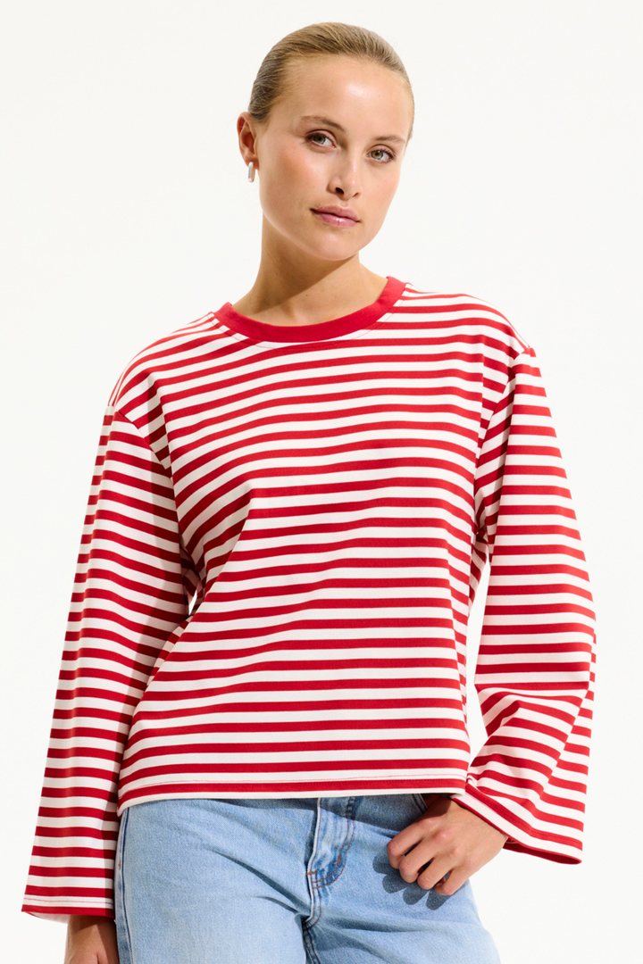 MPU - Alicia 026 - T-shirt - Red