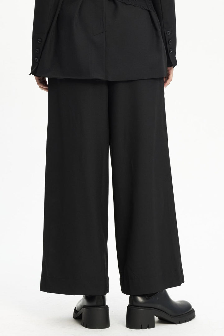 MPU - Culine 060 - Pants - Black