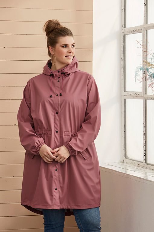 Tael 584 - Raincoat -