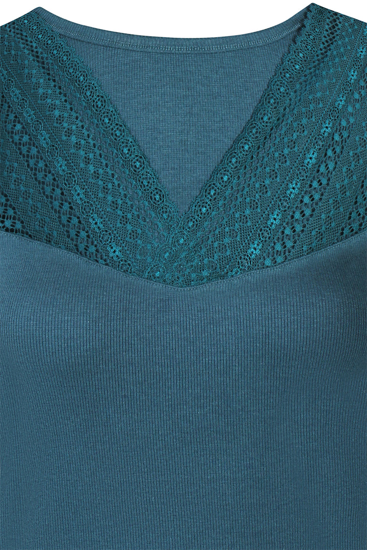 ZE - Brunhild 942 - Top with lace - Green