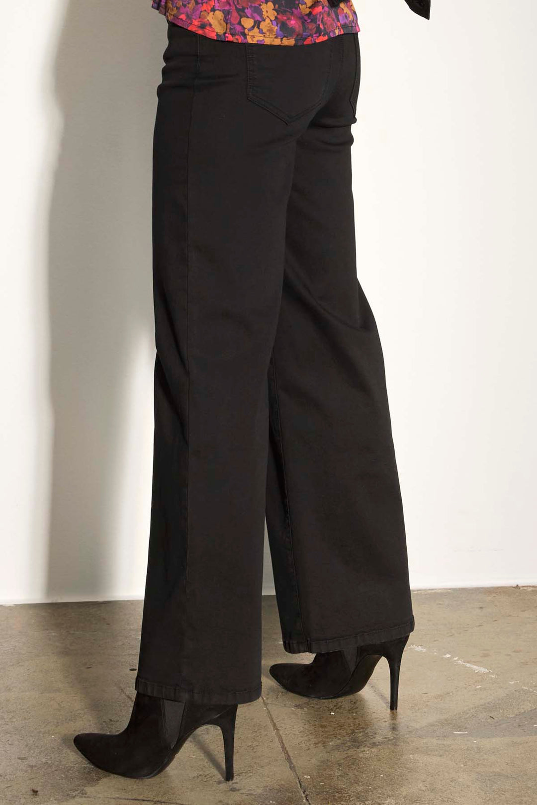 ZE - Issey 333 - Pants - Black