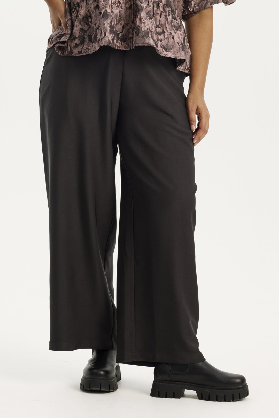 ANY - Saturday 456 - Pants - Black